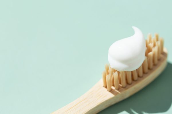 Dentifrice sans fluor : bonne ou mauvaise idée ?